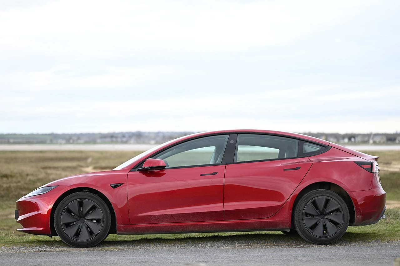 Tesla electric vehicle earnings